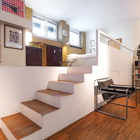 Primopiano - Messina Lejlighed Milano